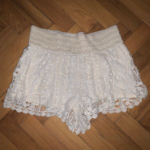 Top shop White Lace Shorts